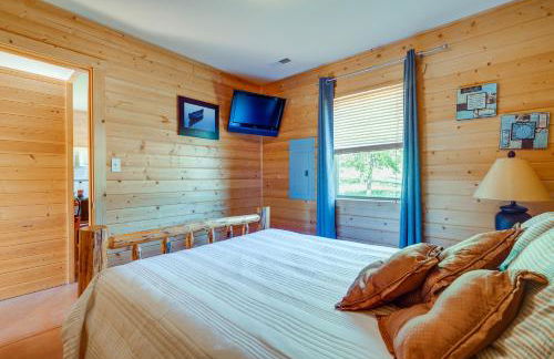 Cozy Columbia Cabin with Shared Lake Dock! - Foto 14