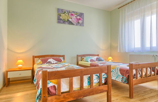 Holiday Home in Valtura With Garden - Photo 4