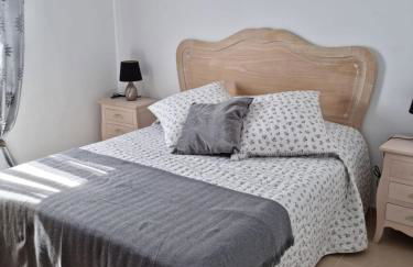 AGRADABLE ADOSADO CON PISCINA - Photo 11