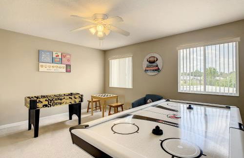 Extended Sun Deck with Private Pool in Gated Quiet Community - Foto 35