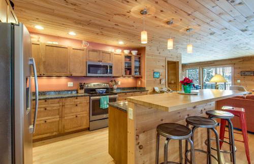 Dock and Foosball Esquagama Lake Family Cabin - Foto 7