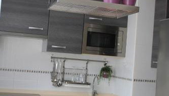 Coqueto apartamento con parking by beBalmy - Foto 2