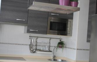 Coqueto apartamento con parking by beBalmy - Foto 2