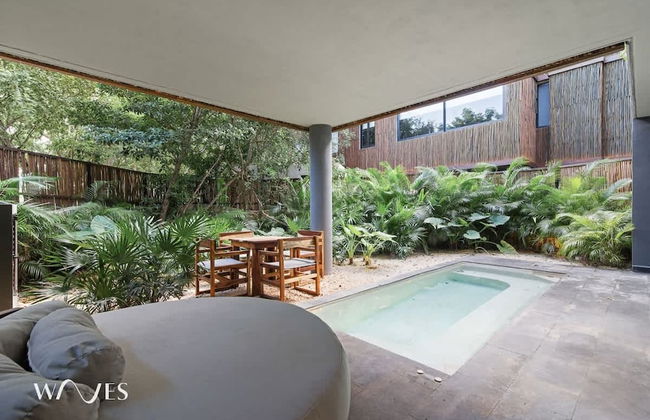 2BR w Private Pool - Steps Away From the Beach - Photo 29