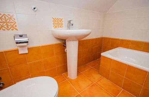 Cubo's Villa Yedra Guadalmar - Photo 55