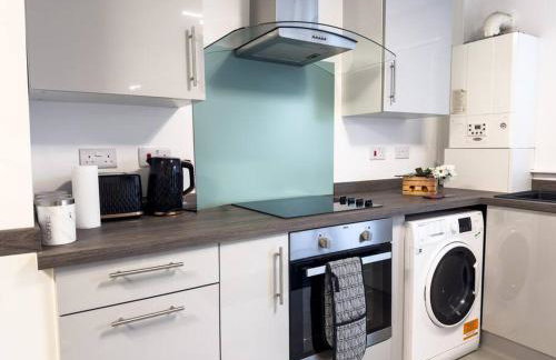 Immaculate 5 Bedroom House - Foto 30