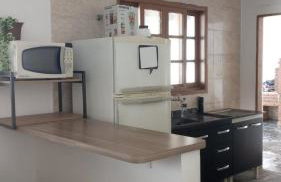 Itanhaém pé na areia com piscina - Foto 6