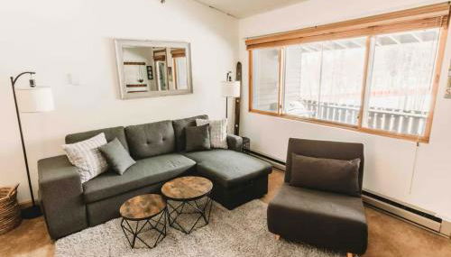 Sunday River Ski In Ski Out Mountain View Condo with Hot Tub Pool and Sauna! - Foto 2