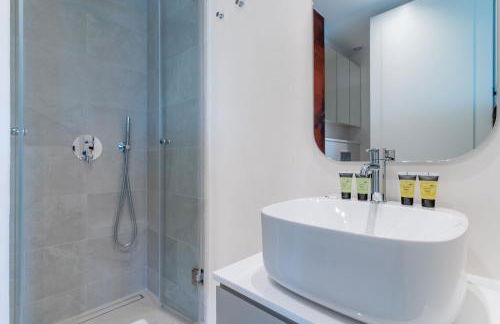 Amazing Apt with views to Colón-2Bdr 2Bths - Photo 59