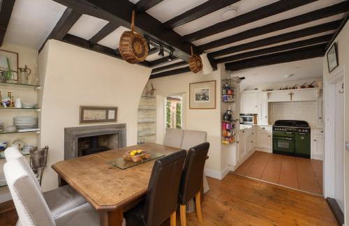 Chestnut House Sleeps 10 - Foto 16