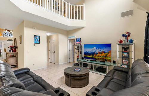 Family Friendly Emerald Island Resort Vacation Home with Private Pool and Spa Near Disney - Foto 8