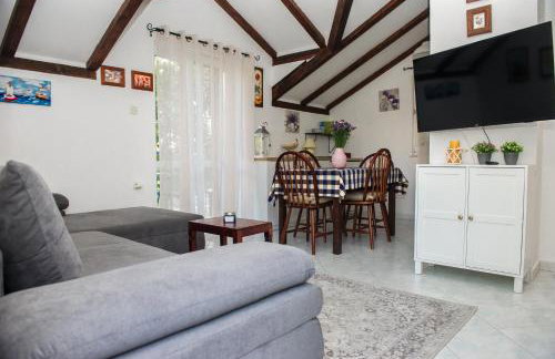 House Nika - Photo 24