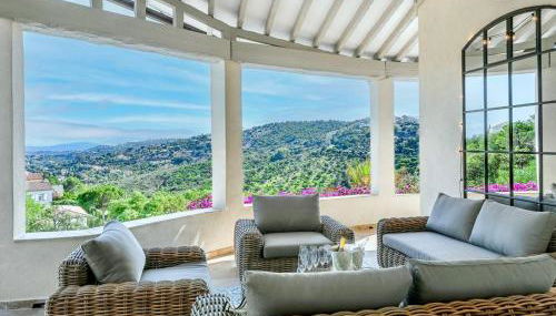 Villa moderne 6 CH pour 12 avec piscine privée, clim et parking aux Issambres - FR-1-768-24 - Foto 2