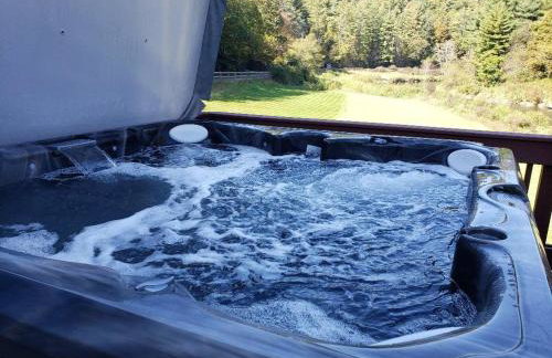 Riverbend Retreat - Photo 4