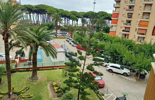 SEAFRONT APARTMENT PINEDA BEACH - Foto 23