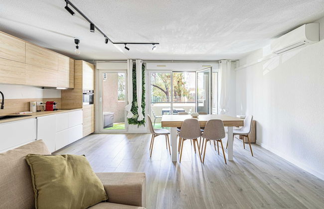 Comfort and Serenity With A/c, Parking and Balcony - Foto 1