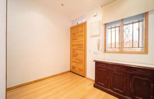 Apartamento con encanto y luz en pleno centro - Photo 6