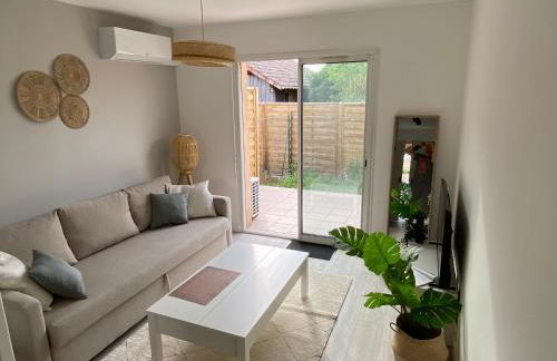 Appartement à Villenave d'Ornon avec jardin fraîchement rénové - Foto 1