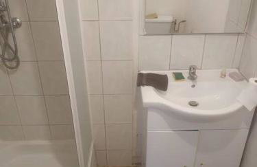 Gîte indépendant, clim et grand parking extérieur - Photo 4