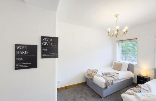 Clydebank 2 Bedroom Home - Foto 14