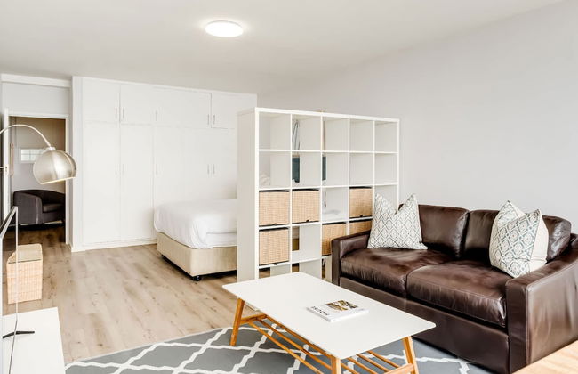 Fresh Sea Air and Endless Views at Twilight Tide - Photo 2