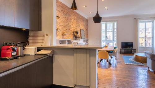 Confort y Diseño con Vistas al Casco Viejo - Foto 5