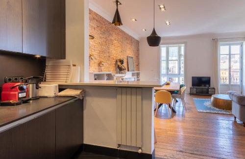 Confort y Diseño con Vistas al Casco Viejo - Foto 5