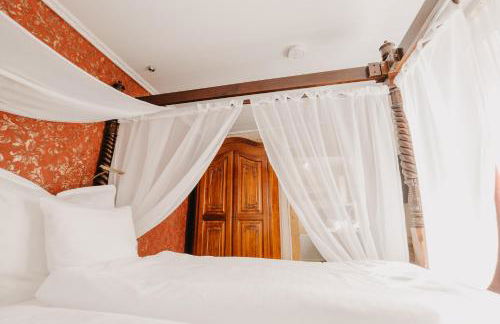 Altes Häusle am Waschbach Anno 1625 Ferienwohnungen und Doppelzimmer - Foto 73