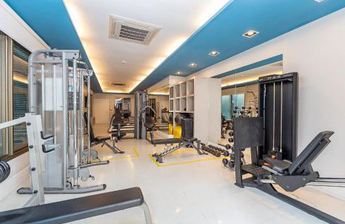 Luxuoso Apt Batel - 4 Minutos do Shopping Pátio Batel c/ Garagem, Piscina, Sauna e Academia - Foto 49