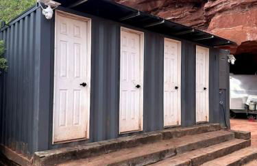 Dreamy Cave for Adventure Lovers with Incredible Night Sky Views and Close to Awesome Outdoor Activities in Moab, utah - Foto 1