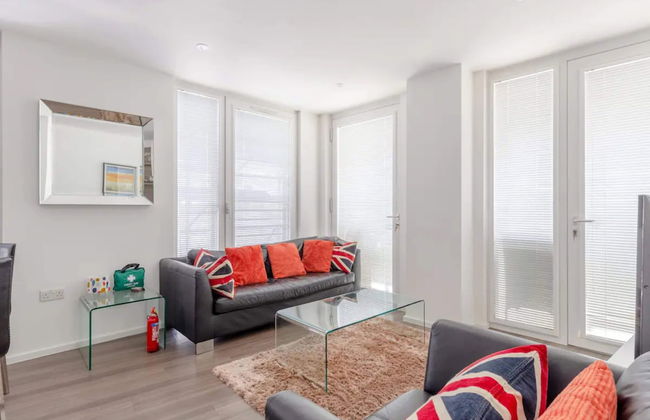 Modern 2BD Flat With a Balcony - Wandsworth - Foto 13