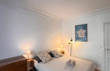 Real Parisian apartment with 2 bedrooms and AC - Foto 7