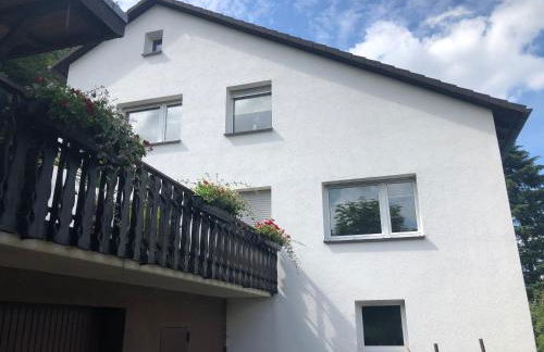 Ferienwohnung am Wald mit Garten & Hot-Tub & Alpakas - Foto 3