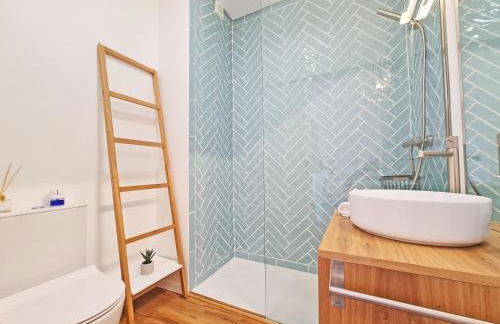 Apt MC - with pool - Photo 10