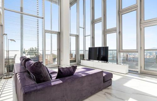 Penthouse With The Best Views! - Photo 3