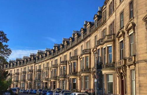 The Gardners apartment in City centre with parking - Foto 41