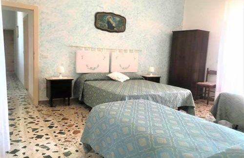 Casa Il Girasole, panoramica e a pochi passi dal centro di Malfa - Foto 13