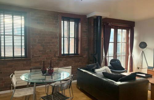 2 Bed Duplex Penthouse Apartment by Mathew Street Sleeps 6 - Foto 43