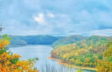 Center Hill Lake Retreat Lake Views, Fire Pit & 400 Yds to Water - Foto 25