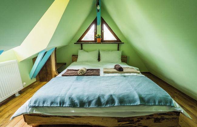 Viewtopia - The Secret Land - Photo 3