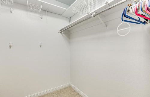 Near Surprise Stadium! Home with Pet-Friendly Yard - Foto 17