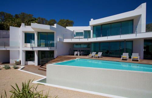 Serene Escape: Seaside Villa in Ibiza, 1001 - Foto 6
