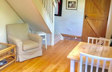 Idyllic rural retreat, easy access to Cambridge - Photo 6