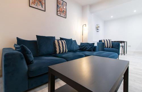 Comfortable 2BR Home 4 Beds Great for Small Groups - Foto 9