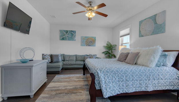 Latitude Adjustment 4 Bedroom Home by RedAwning - Foto 4, Habitación