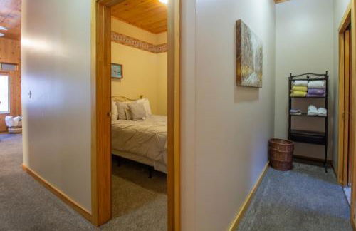 Stay In Ohiopyle - closest place to the GAP trail in Ohiopyle, PA, Hot Tub - Foto 21