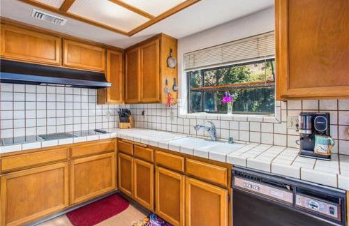 Spacious Fully Furnished 3BR Fully Fenced Home - Foto 12