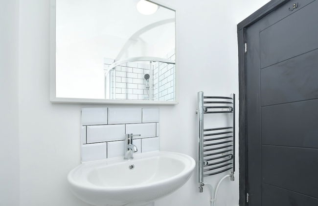 Townhouse @ 202 Walthall Street Crewe - Photo 30