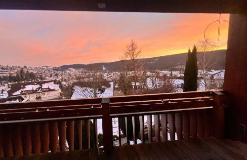 Panoramablick mit Privatparkplatz, 2 Balkone und 1,5 Bäder - Foto 15