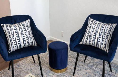 Modern Bay Area Retreat | Balcony + Private Patios - Foto 16